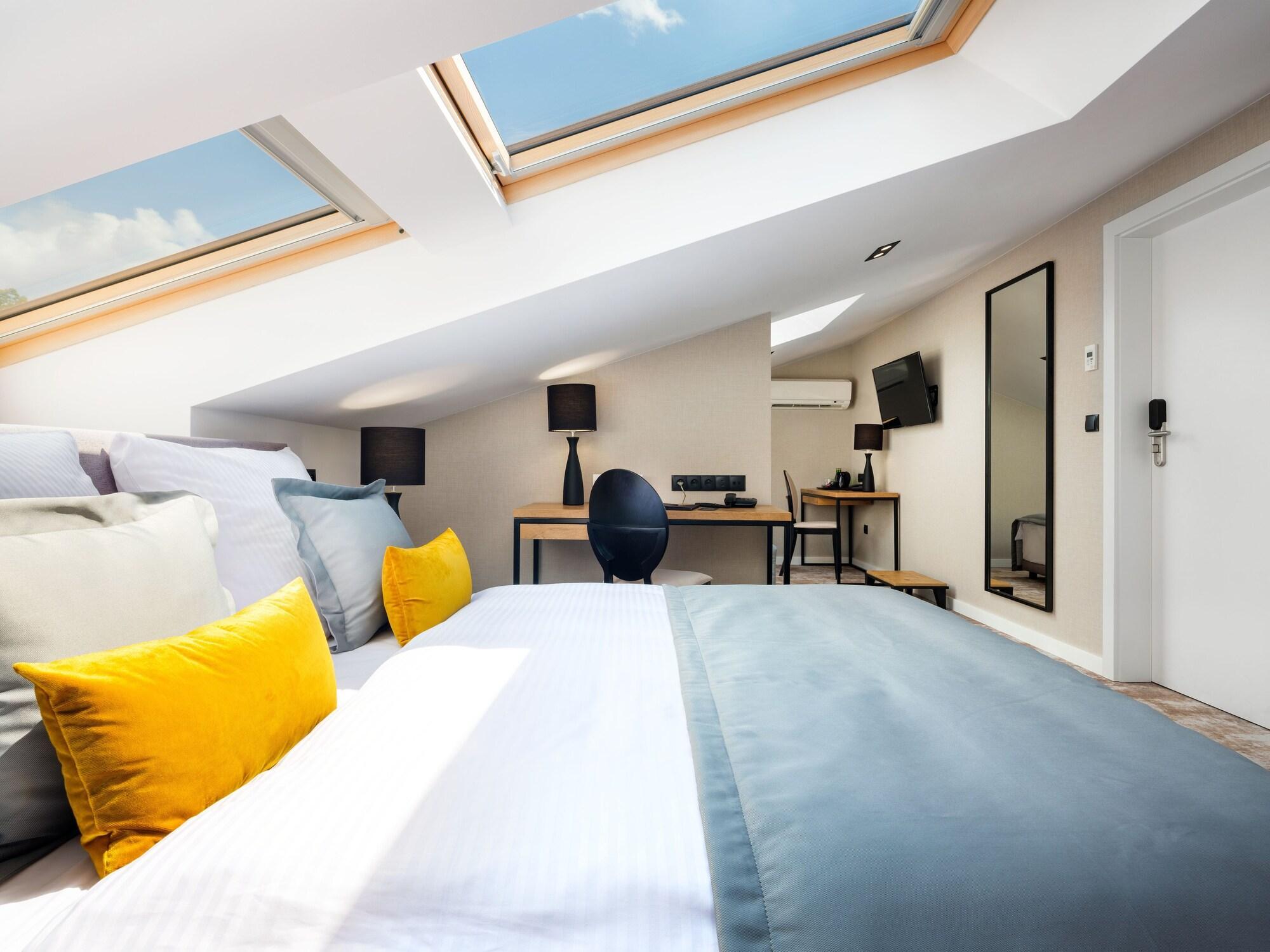 Hotel Wawel Queen Краков Экстерьер фото